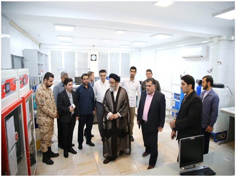 بازدید حجت الاسلام والمسلمین آل هاشم از اداره کل انتقال خون استان