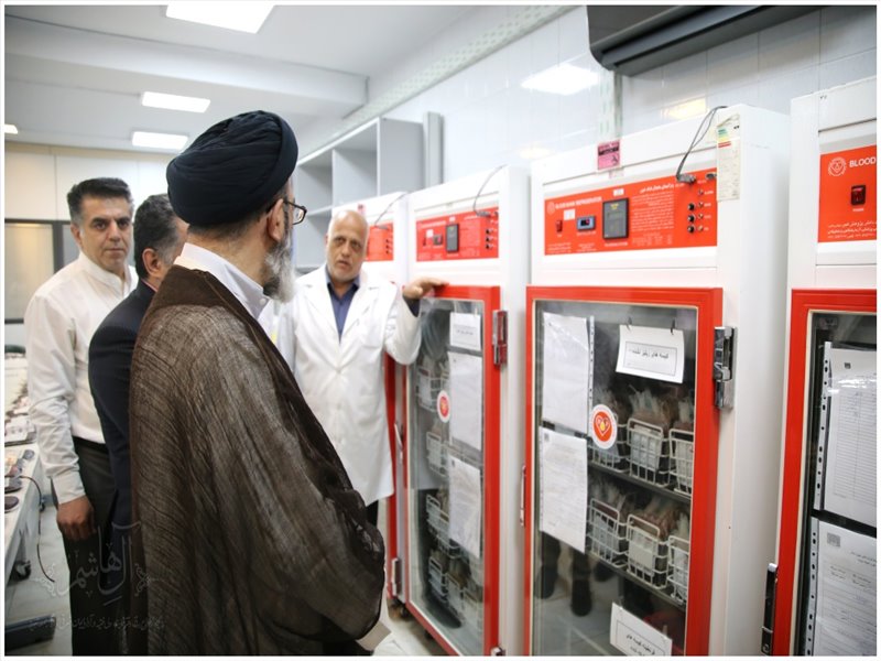 بازدید حجت الاسلام والمسلمین آل هاشم از اداره کل انتقال خون استان