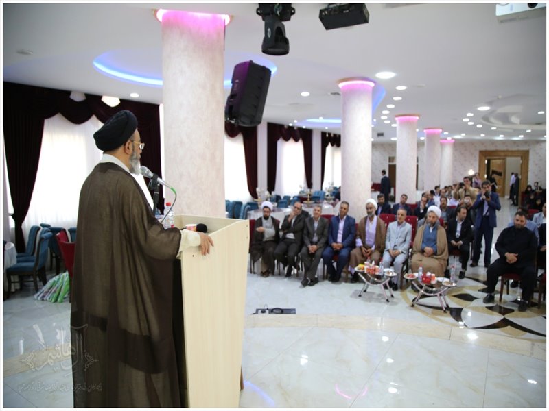 تجلیل از برگزیدگان دانش آموزان استان در مسابقات قرآنی