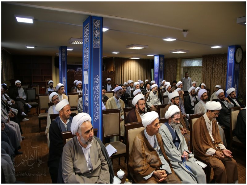 مراسم پرفیض زیارت عاشورا با حضور علما و روحانیون