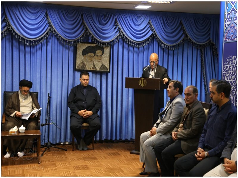 دیدار جامعه بازنشستگان و فرهیختگان پیشکسوت تبریزی با نماینده ولی فقیه در استان
