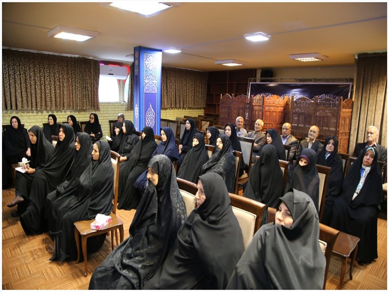 دیدار جامعه بازنشستگان و فرهیختگان پیشکسوت تبریزی با نماینده ولی فقیه در استان