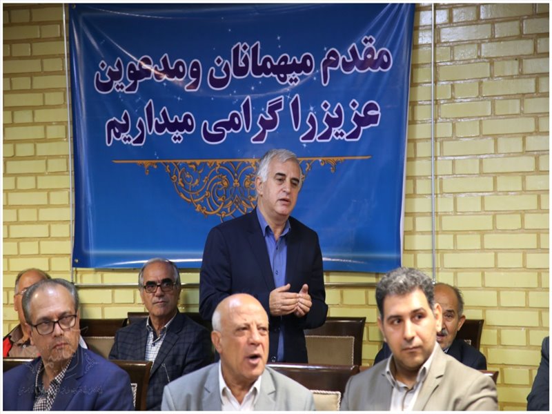 دیدار جامعه بازنشستگان و فرهیختگان پیشکسوت تبریزی با نماینده ولی فقیه در استان