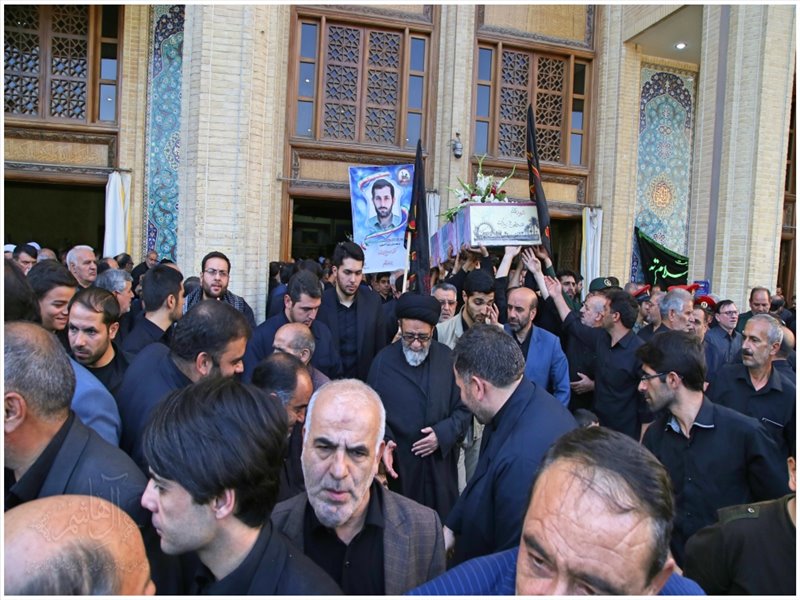 تصاویر مراسم تشییع پیکرهای مطهر 9 شهید گمنام در تبریز