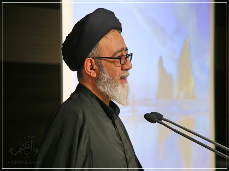 گرامی داشت هفته دفاع مقدس در دانشکده داروسازی علوم پزشکی