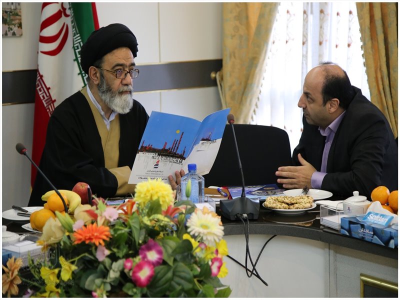 مراسم افتتاح مخزن ذخیره نفتای مجتمع پتروشیمی تبریز