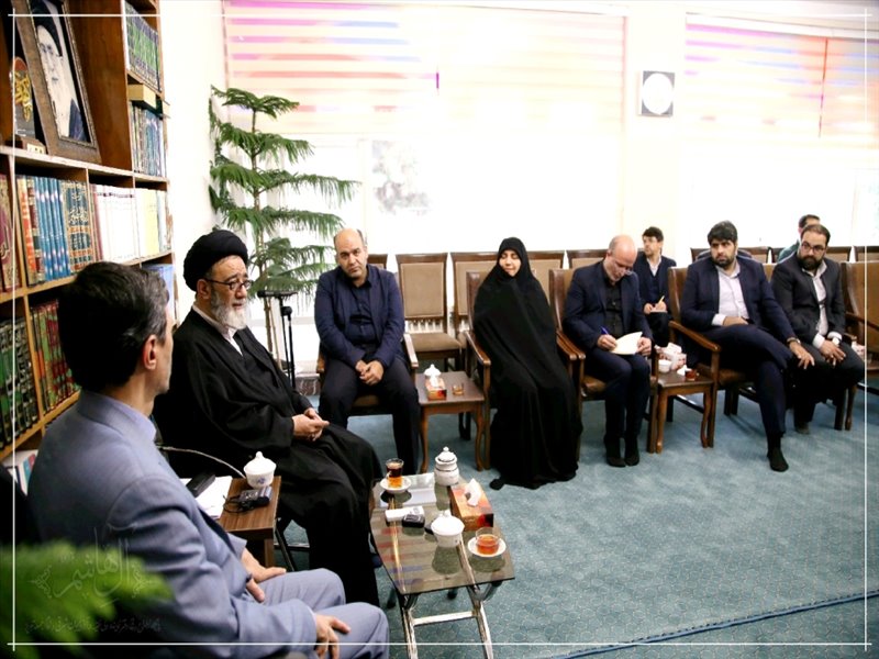 رئیس کمیته امداد امام خمینی(ره) کشور با نماینده ولی فقیه در استان دیدار کرد