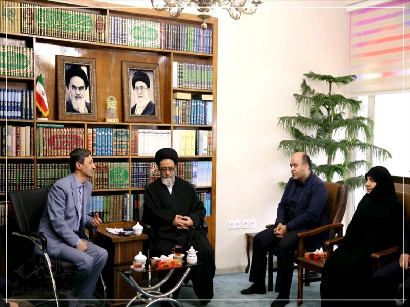 رئیس کمیته امداد امام خمینی(ره) کشور با نماینده ولی فقیه در استان دیدار کرد