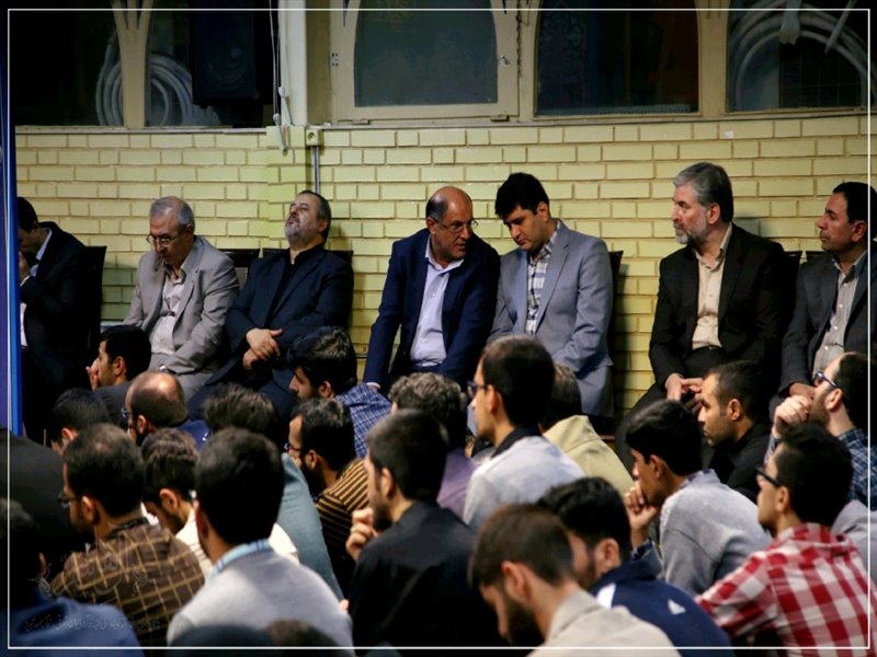 دیدار دانشجویان بسیجی با نماینده ولی فقیه در استان