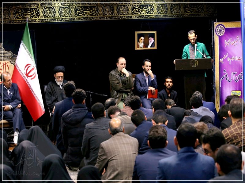 دیدار دانشجویان بسیجی با نماینده ولی فقیه در استان