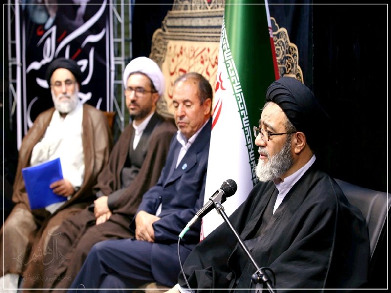 دیدار دانشجویان بسیجی با نماینده ولی فقیه در استان