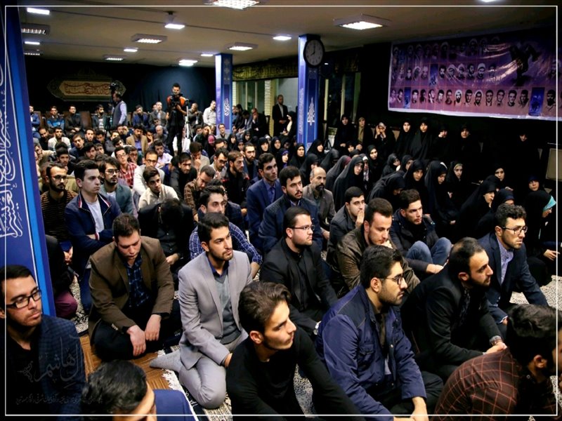 دیدار دانشجویان بسیجی با نماینده ولی فقیه در استان