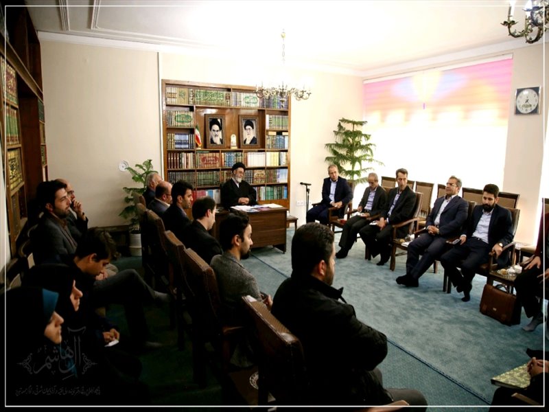 دیدار فعالان شرکت های دانش بنیان با امام جمعه تبریز