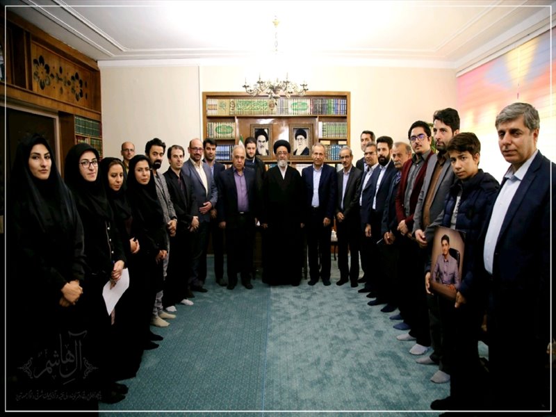 دیدار فعالان شرکت های دانش بنیان با امام جمعه تبریز