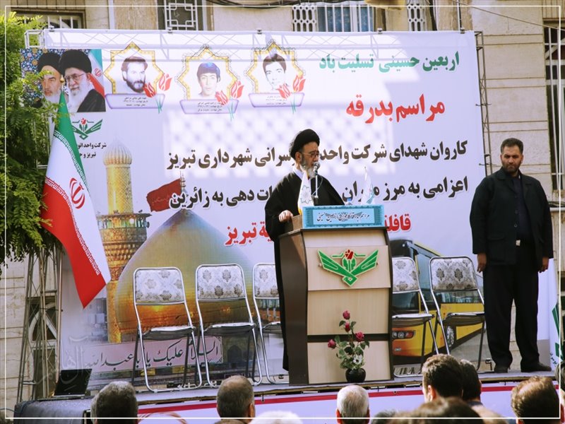 مراسم بدرقه کاروان شهدای شرکت واحد اتوبوسرانی شهرداری تبریز