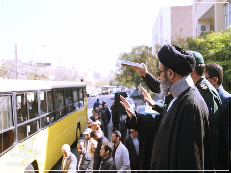 مراسم بدرقه کاروان شهدای شرکت واحد اتوبوسرانی شهرداری تبریز