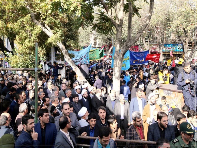 راهپیمایی یوم الله ۱۳ آبان در تبریز