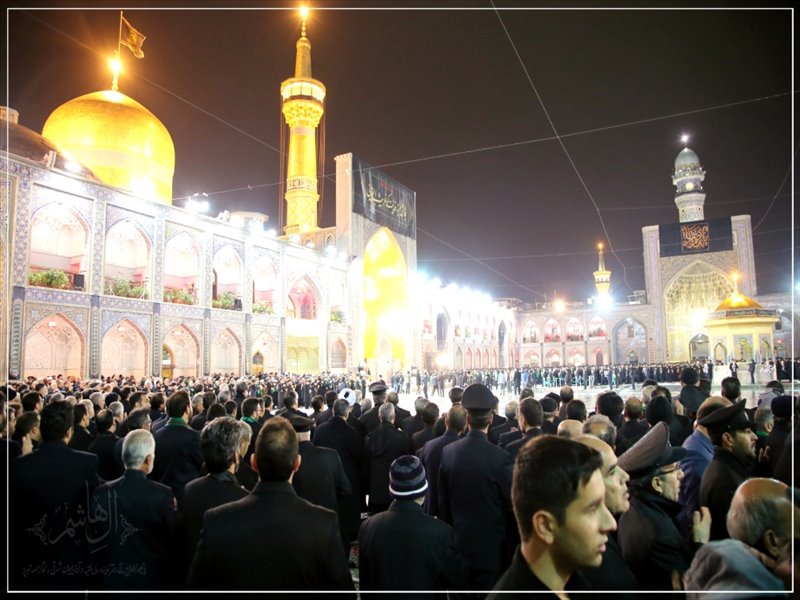 حضور امام جمعه تبریز در آیین سنتی خطبه خوانی حرم مطهر رضوی