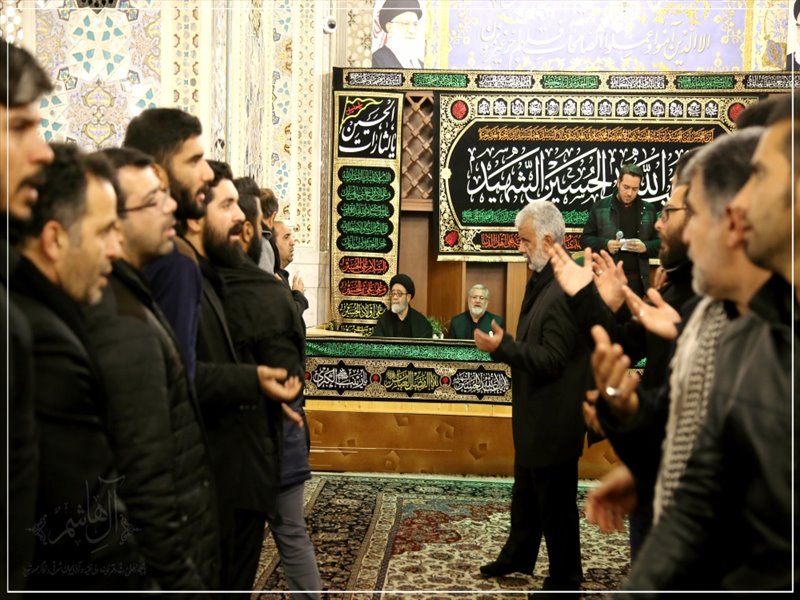 حضور امام جمعه تبریز در آیین سنتی خطبه خوانی حرم مطهر رضوی