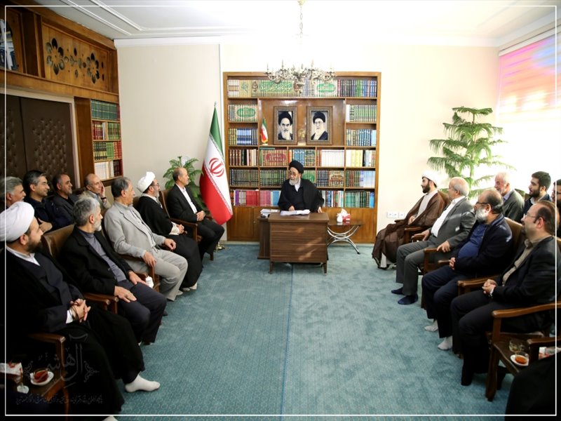 دیدار اعضای هیئت علمی دانشگاه غیرانتفاعی رشدیه تبریز