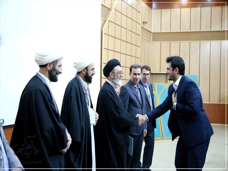 مراسم تجلیل از برگزیدگان مسابقات قرآنی دانشگاه شهید مدنی آذربایجان