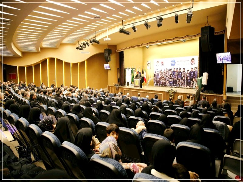برگزاری مراسم شب خاطره به یاد شهدای غواص در تبریز