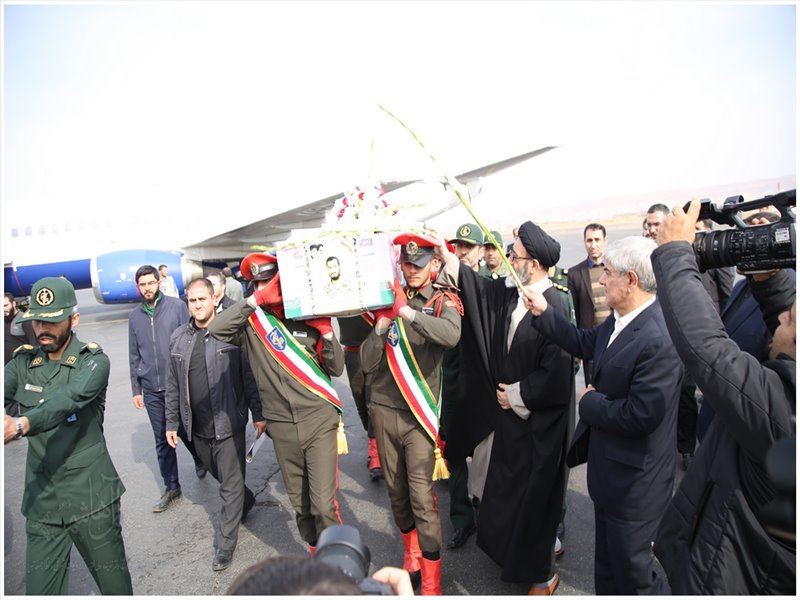 مراسم استقبال از پیکر مطهر شهید وحید فرهنگی والا