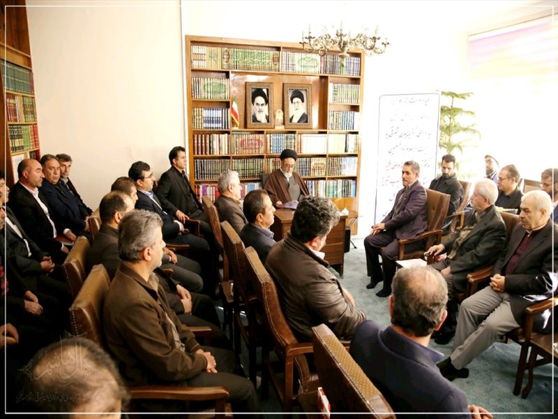 دیدار کارکنان سازمان راهداری با امام جمعه تبریز