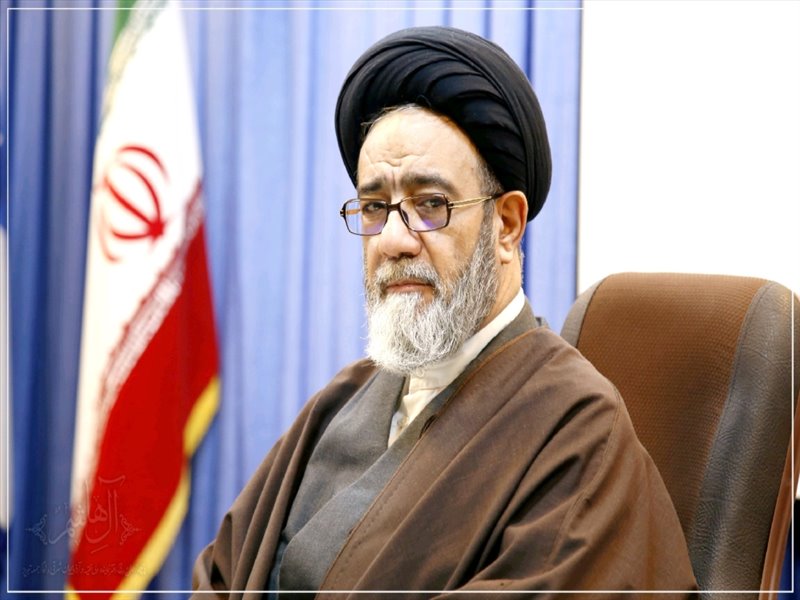 همایش وحدت حوزه و دانشگاه در مرند