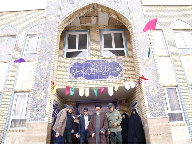 گزارش تصویری از سفر نماینده ولی فقیه در استان به مرند