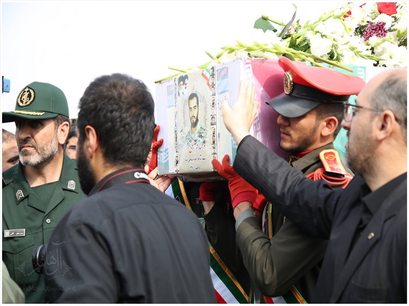 مراسم استقبال از پیکر مطهر شهید وحید فرهنگی والا