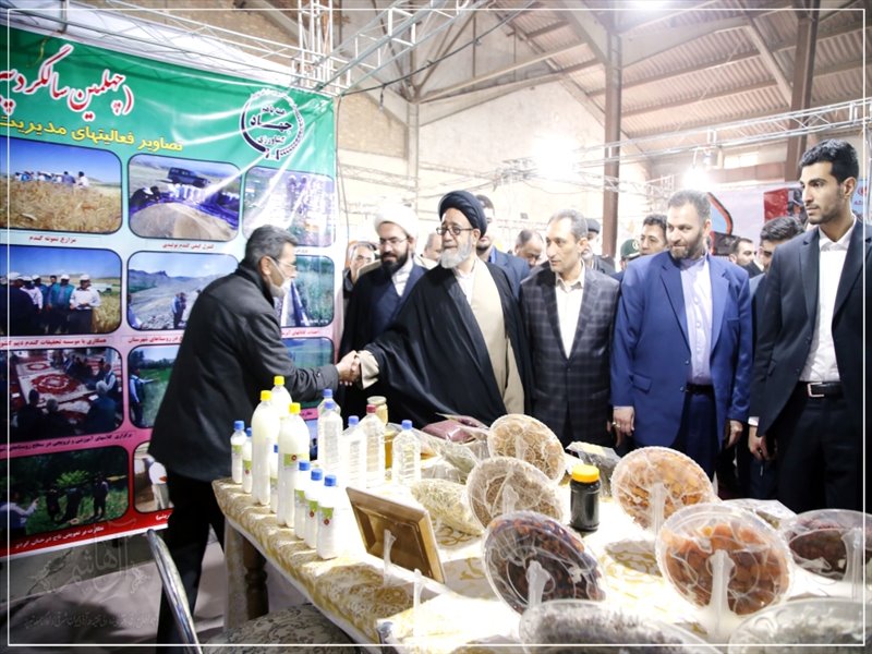 افتتاح نمایشگاه دستاوردهای چهل ساله در بخش کشاورزی