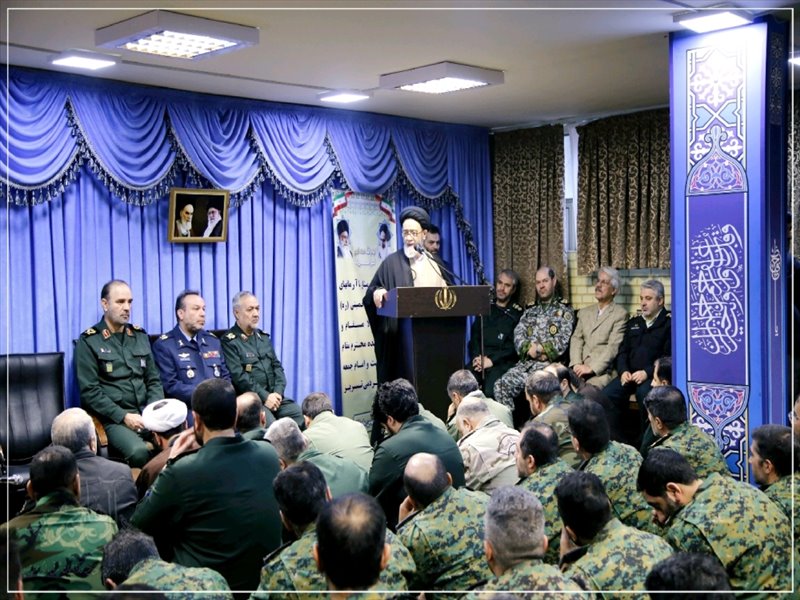 دیدار کارکنان نیروهای مسلح آذربایجان شرقی با نماینده ولی فقیه در استان