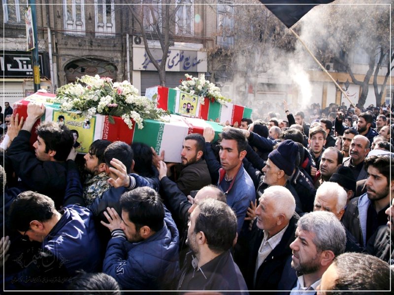 تصاویر 19 بهمن؛ نماز جمعه تبریز