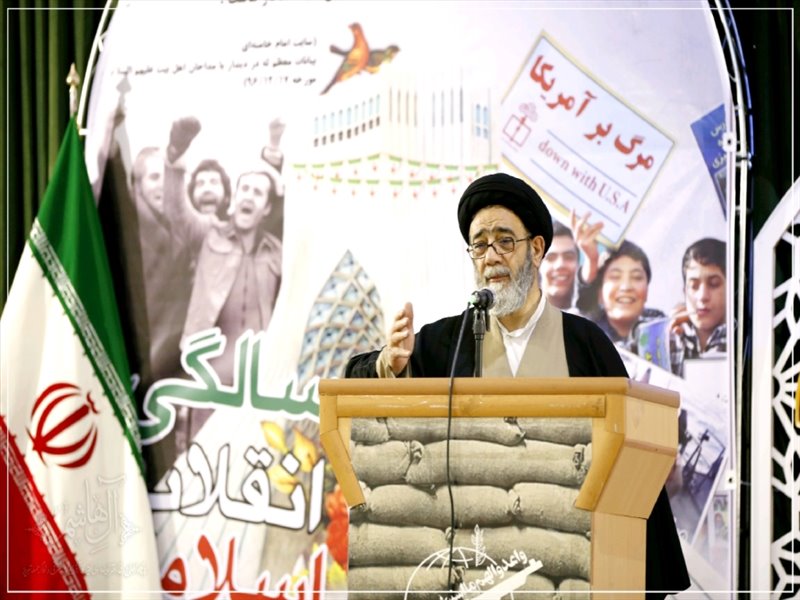 محفل انس و مودت بازنشستگان و پیشکسوتان سپاه عاشورا