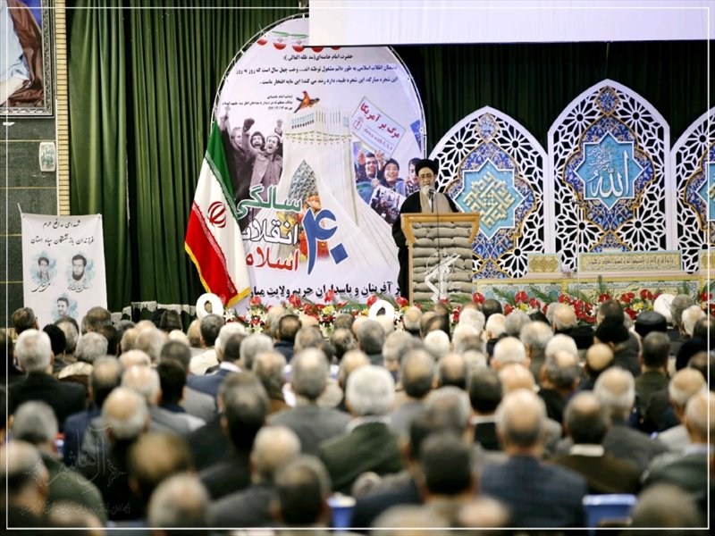 محفل انس و مودت بازنشستگان و پیشکسوتان سپاه عاشورا