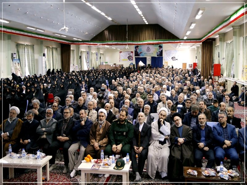 محفل انس و مودت بازنشستگان و پیشکسوتان سپاه عاشورا