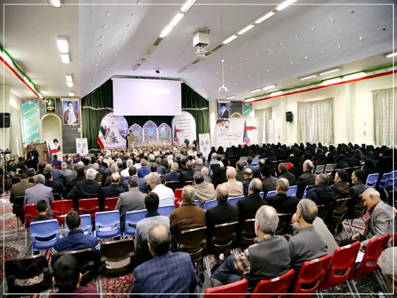 محفل انس و مودت بازنشستگان و پیشکسوتان سپاه عاشورا