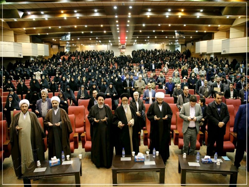 همایش رویش های قرآنی انقلاب اسلامی در تبریز