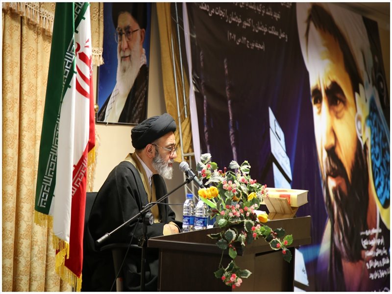 همایش وحدت حوزه و دانشگاه در تبریز