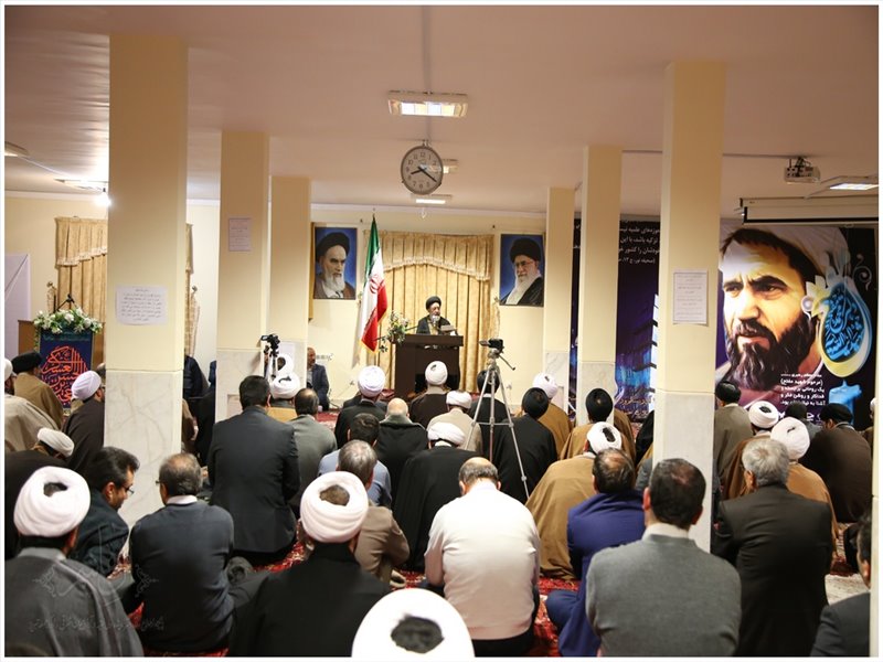 همایش وحدت حوزه و دانشگاه در تبریز