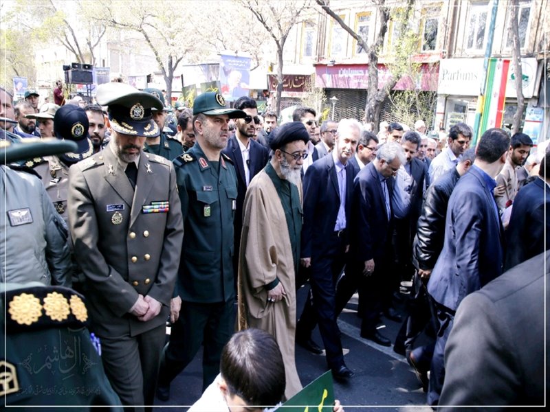راهپیمایی نمازگزاران تبریزی در محکومیت تحریم سپاه