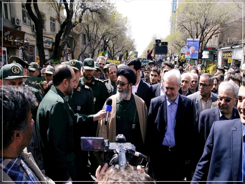 راهپیمایی نمازگزاران تبریزی در محکومیت تحریم سپاه