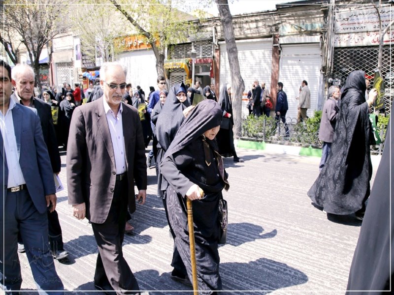راهپیمایی نمازگزاران تبریزی در محکومیت تحریم سپاه