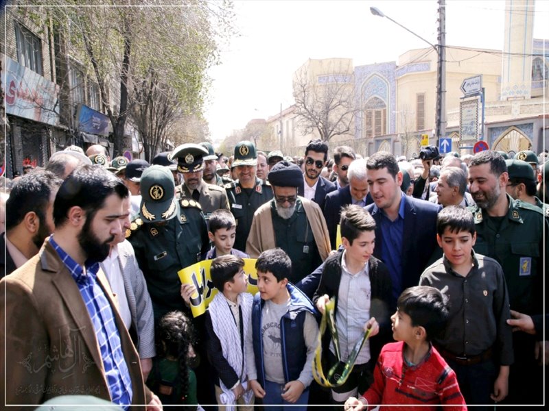 راهپیمایی نمازگزاران تبریزی در محکومیت تحریم سپاه