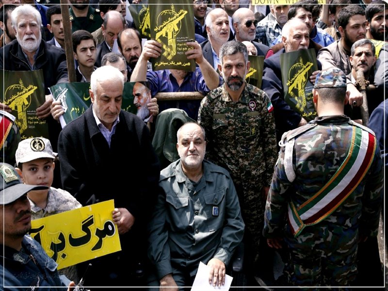 راهپیمایی نمازگزاران تبریزی در محکومیت تحریم سپاه