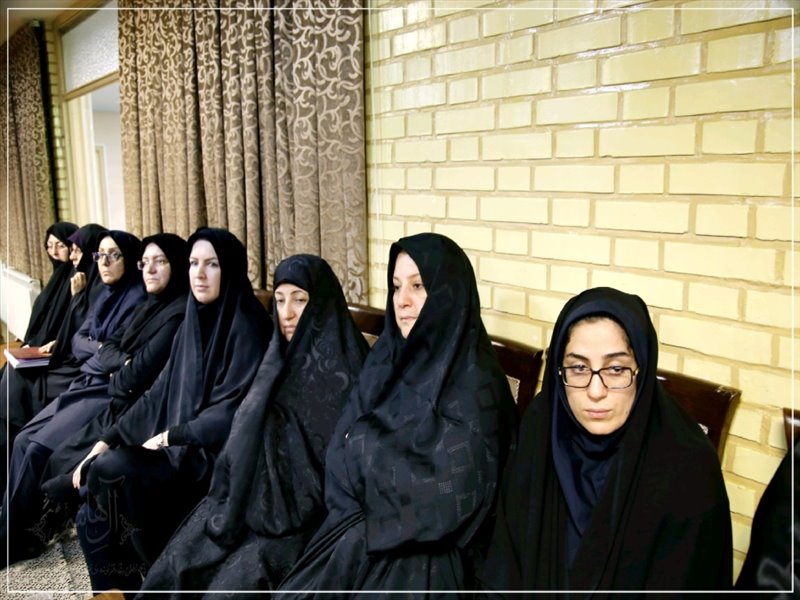 دیدار بانوان فرهیخته استان با امام جمعه تبریز