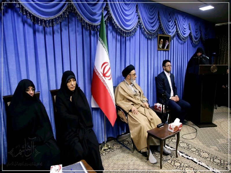 دیدار بانوان فرهیخته استان با امام جمعه تبریز