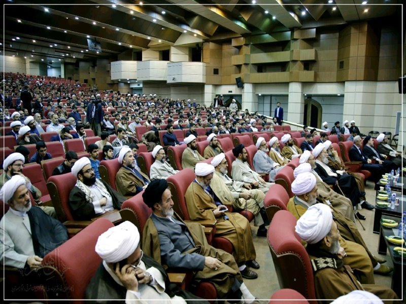 عمامه گذاری طلاب استان آذربایجان شرقی