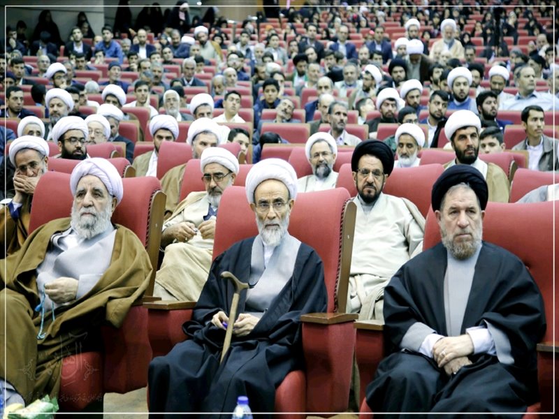 عمامه گذاری طلاب استان آذربایجان شرقی